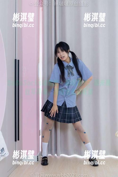 BoBoSocks袜啵啵 - 晒晒照片：糯米黑丝写真集，原图处处藏花絮