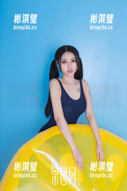 GIRLT果团网-陈雅漫 GIRLT果团网 - 不怕你不信,陈雅漫的制服原图,果然让人眼前一亮!