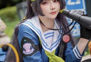 说好的“最新图库”，结果我却被“Halo_酱”的艾米莉亚迷到了……这也太好看了吧！