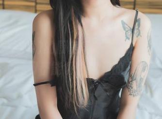 Hizzy(히지)的厨房美图探秘：感觉她的每一刀都能切出优雅的曲线？