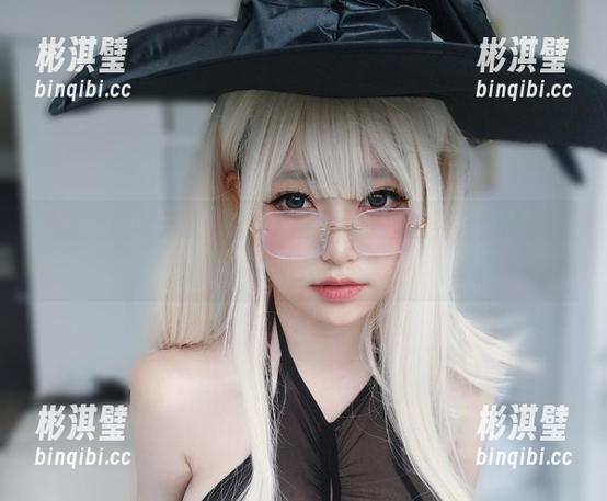 决定了！今天晚上要和K酱的女王图包约会，顺便聊聊水晶球里的未来。