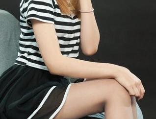 Ligui丽柜 – 语寒私房里的《死库水》，小细节竟然如此让人瞩目，脑海中不停转荡。
