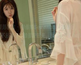MFStar模范学院 – 柳侑绮Sevenbaby的夏日，让人重温当年“买不起泳衣”的那段时光，原图说个“hello”！