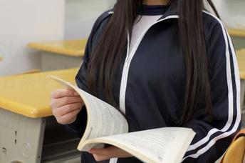 MFStar模范学院 – 胡润曦在睡衣里的状态，合集中美图多得不得了，但我还是想说…