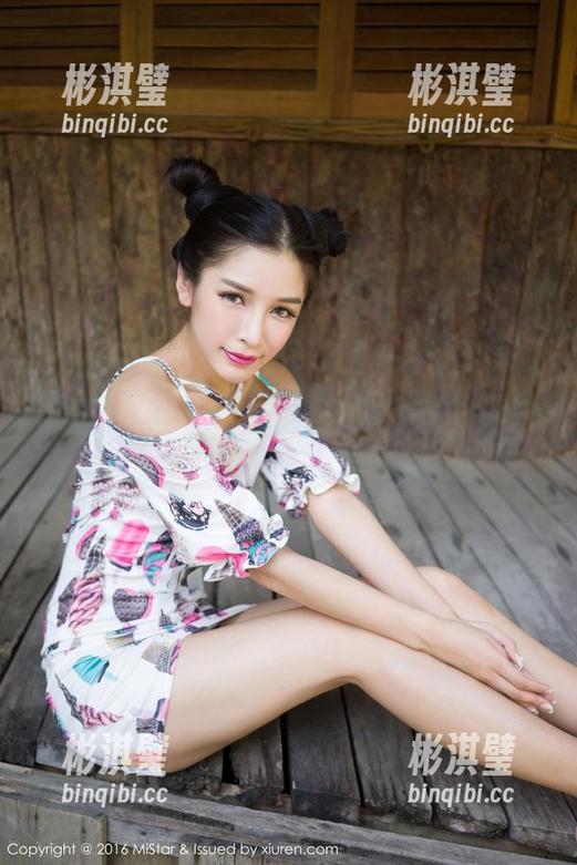 MiStar魅妍社 - 分享王婉悠Queen长腿照片，腿部均匀程度不忍直视…哈哈！