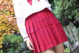 MyGirl美媛馆 – 绮里嘉的礼服，图中人的优雅可真不招人喜欢。