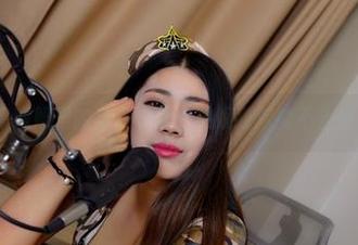 PANS – 高清照里的皮衣诡计：微妮教你的不止是穿衣技巧！