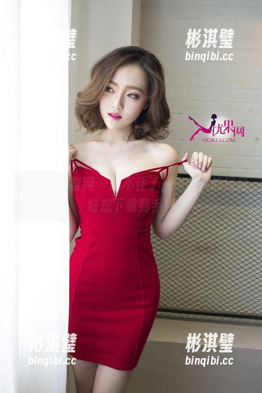 UGirls尤果网 - 忍不住了，黛熙儿的短裙好想下载到手！