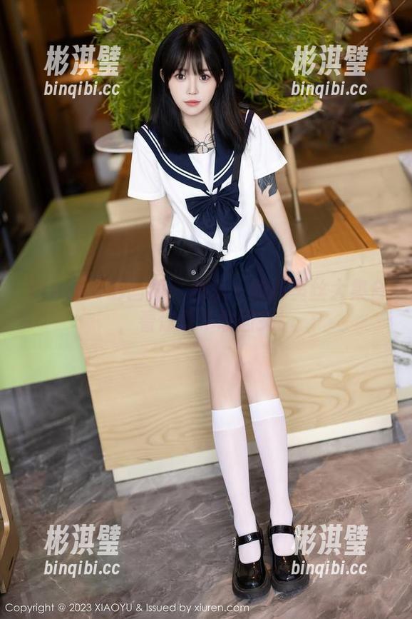XIAOYU语画界 - 林乐一的裤里丝大集合，看你敢不敢回头！