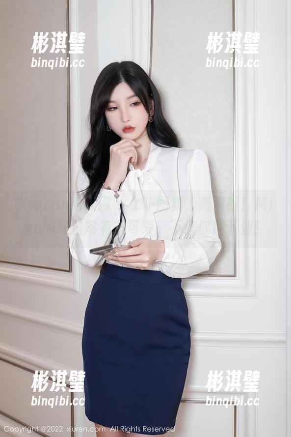 Xiuren秀人网 - 女仆图集，高清版！Miko酱的日常有多可爱，不信你往下划！