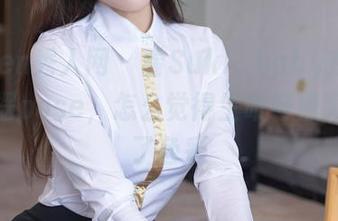 Xiuren秀人网 – 看Suki_baby在水手服里摆pose，怎么觉得生命好像突然有了色彩