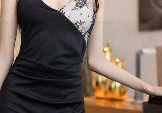 Xiuren秀人网 – 桓淼淼泳池的最新图片让我想，有人能教教我她那么玩水的秘诀吗？