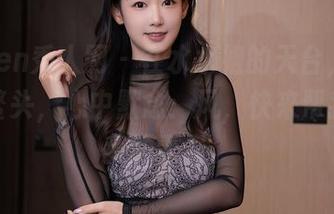 Xiuren秀人网 – 在水水姐的天台，私房独占鳌头，心中默念：风，快来帮我抓住我的青春。