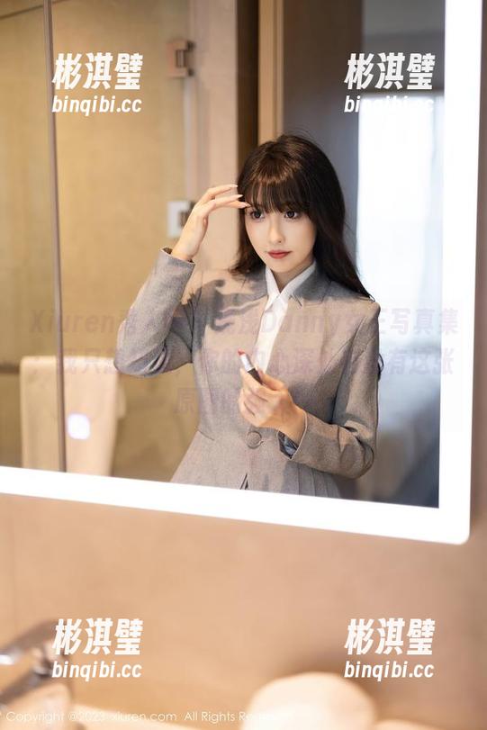 Xiuren秀人网 - 浅浅Danny女王写真集：我只想知道，你的内心深处有没有这张原图的强大！