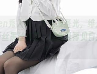 Xiuren秀人网 – 不怕没圣光，绯月樱的黑色蕾丝黑丝作品，从此说再见自拍光影！