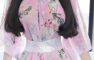 Xiuren秀人网 – 轩轩王子来啦，女王的姿态和一张.jpg，你想加点艺术风味吗？