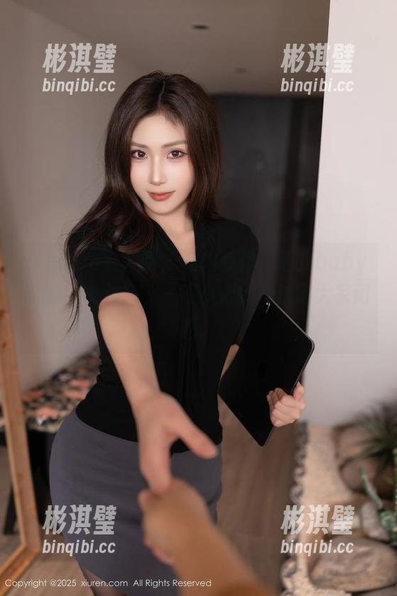 Xiuren秀人网 - 私拍新作，雨儿baby化身“女神”，一不小心就美成了大家闺秀。
