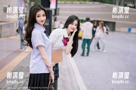 YouMi尤蜜荟 - 直接分享原图：欧阳LuLu，那个豹纹让我眼前一亮，我决定把家里的沙发换成豹纹款！