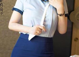 YouMi尤蜜荟 – 教室里没有黑板，黄歆苑的写真集分享才是主要课程！