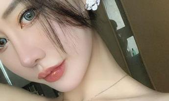 微密圈 – 不爱笑的赛琳的奶牛女仆，无圣光的原图像是在肆无忌惮地挑衅，真让人目不转睛。
