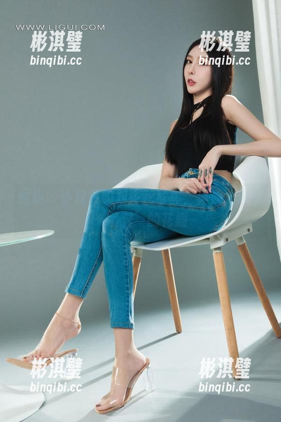 丽柜 - 小智贤的双生花写真，真羡慕那些‘凑对’的花瓣