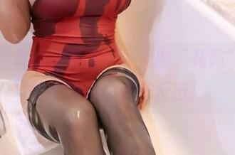 丽柜 – 真的没看错，秋晨的“花嫁”原图带来的各种不当反应！
