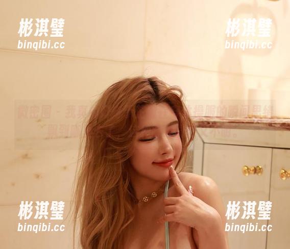 微密圈 - 我真的好奇于芷晴在穿体操服的瞬间思绪飘到哪里去了，这种味道微妙又不明。