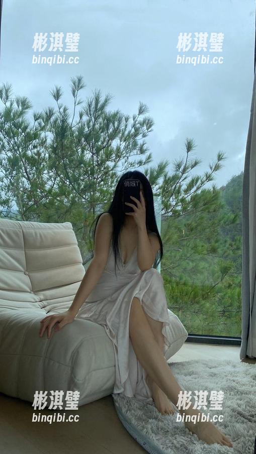 俏妞t 微密圈 - 俏妞t的眼镜图集,在无圣光的氛围中徘徊。