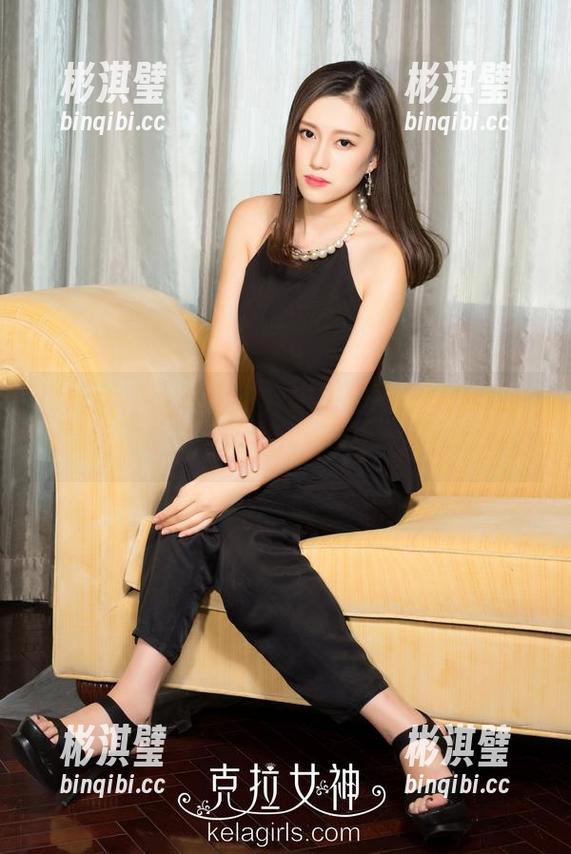 克拉女神 - 又来了，宋黛的图集更新，天使装扮能不能再粉嫩一点？
