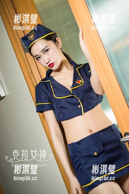 克拉女神 - 看瑞莎在浴缸里的迷人姿态，竟然让我忘记洗澡这件事！福利图，真香。