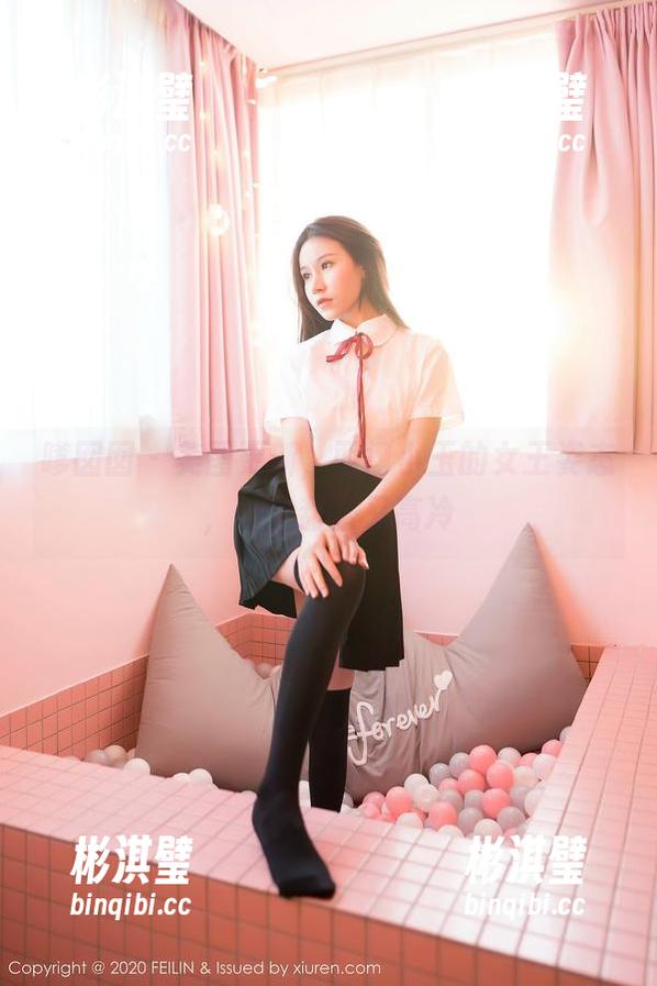 嗲囡囡 - 美图更新，西门小玉的女王姿态，完全甜蜜又高冷