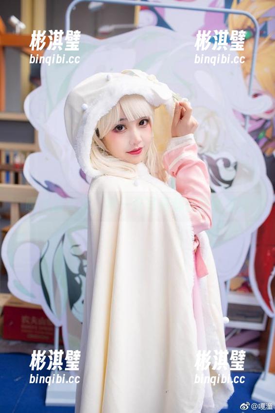 嘎潼的女友：每一张写真都在轻声细语
