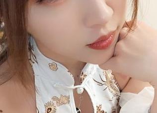 不记得在哪里看到小女巫露娜的豹纹合集，反正一定要好好找一找！