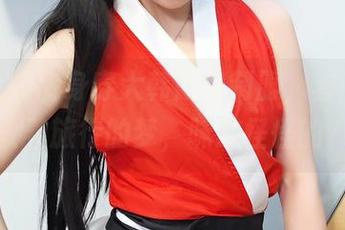 小女巫露娜身穿大韩航空制服，套图里飘散着旅行的梦，味道怪怪的？