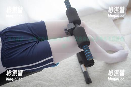 少女秩序 - 小葵与旗袍的暧昧关系：这高清作品集根本不想被忽视！