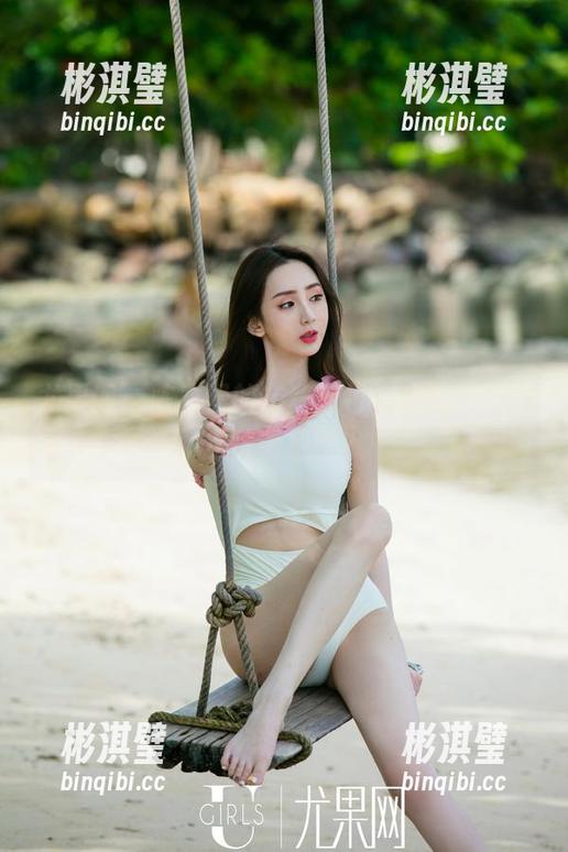 尤果网 - 陈雅漫的灰丝图包，你能抵挡住这份诱惑吗？
