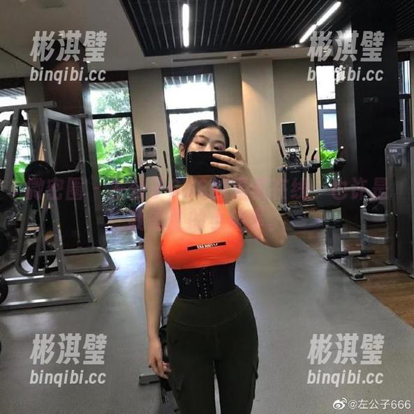 微密圈 - 左公子666的温柔在线：也许是我需要的小确幸。