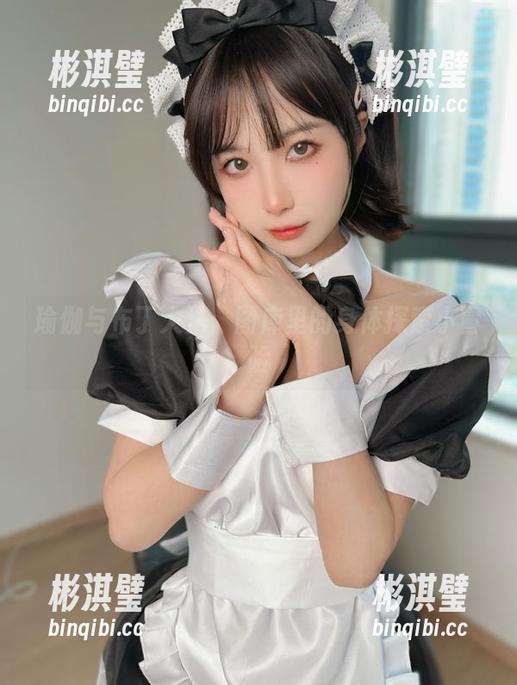 瑜伽与布丁大法：图库里的身体探索小冒险