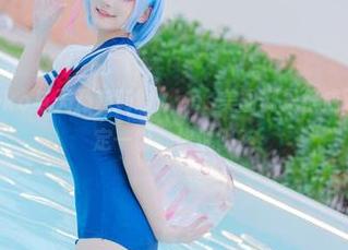 幼爱youmeko与天乃莉莉纱，cos美图倒是很成对——细节决定一切，你说呢？