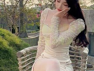 微密圈 – 徐莉芝的海边美图合集，惹人注意的不止是海浪