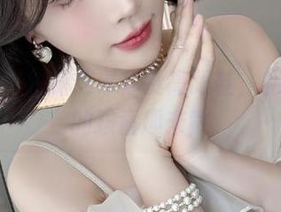 微密圈 – 徐莉芝带你赏高跟鞋，私房照中的孩童趣未散