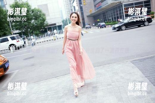 推女郎 - 黑丝？原图里的木婉晴刷了一波存在感