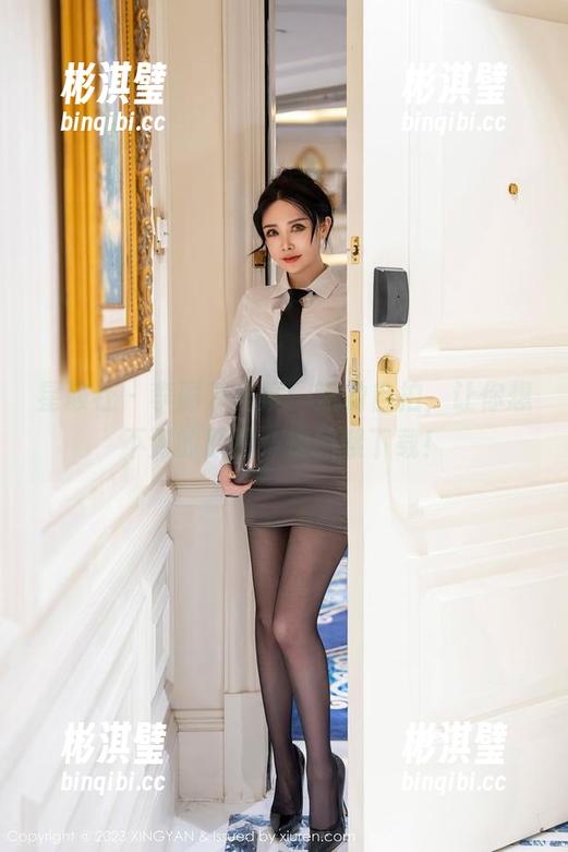 星颜社-李丽莎 星颜社 - 李丽莎角度一流的自拍,让你想不到的原图,快抓紧下载!