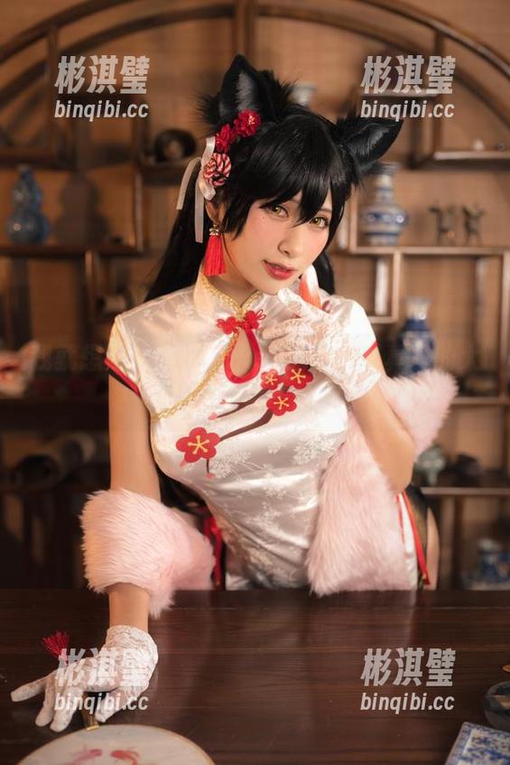 我就想问，柘烟Zuken的免费写真里的大狗是个谋士吗？