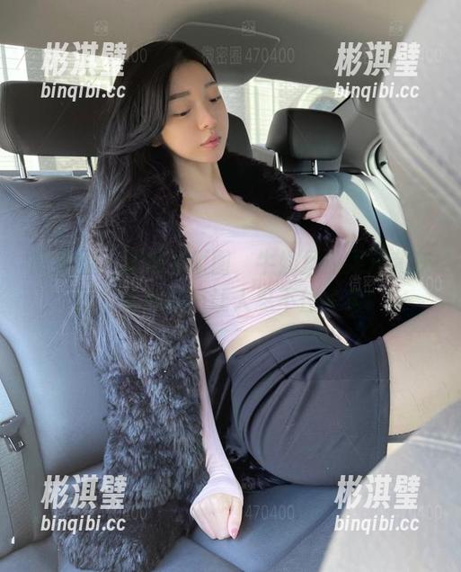 微密圈 - 直接上原图，牛奶里的果汁和灰丝，有种味道让人忍不住多看！