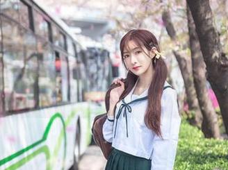 你见过在樱花下的王羽杉吗？高清JK画风炸裂！