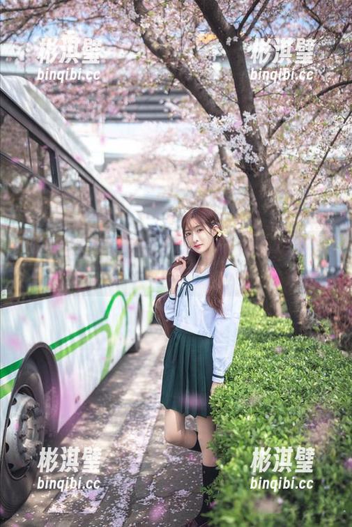 你见过在樱花下的王羽杉吗？高清JK画风炸裂！