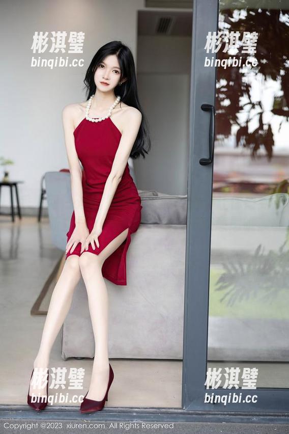 秀人网 - 这就是白乐乐的少女：让你感到“标新立异”的全集下载，有点意思哦。