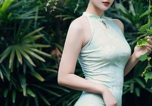 秀人网 – 礼服就是要有气场！快看陈雅漫VICKY的写真集，资源用得其所！