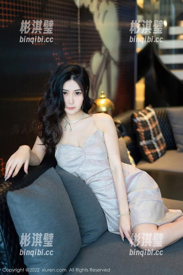 秀人网-黑麦子 秀人网 - 当黑麦子遇上双人:精选写真里的友谊小船,摇啊摇水上漂